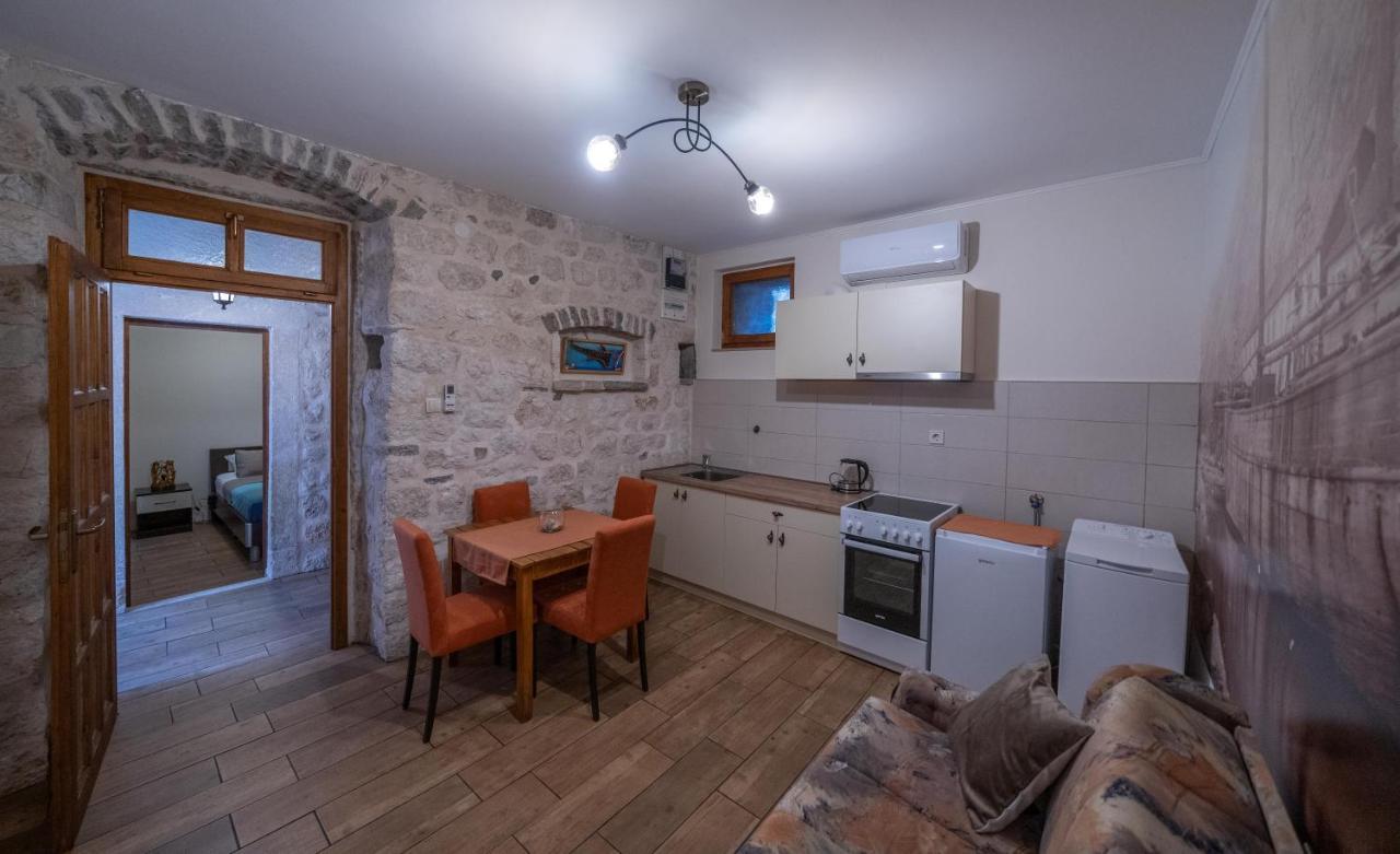 Appartement Regina Di Dobrota à Kotor Extérieur photo