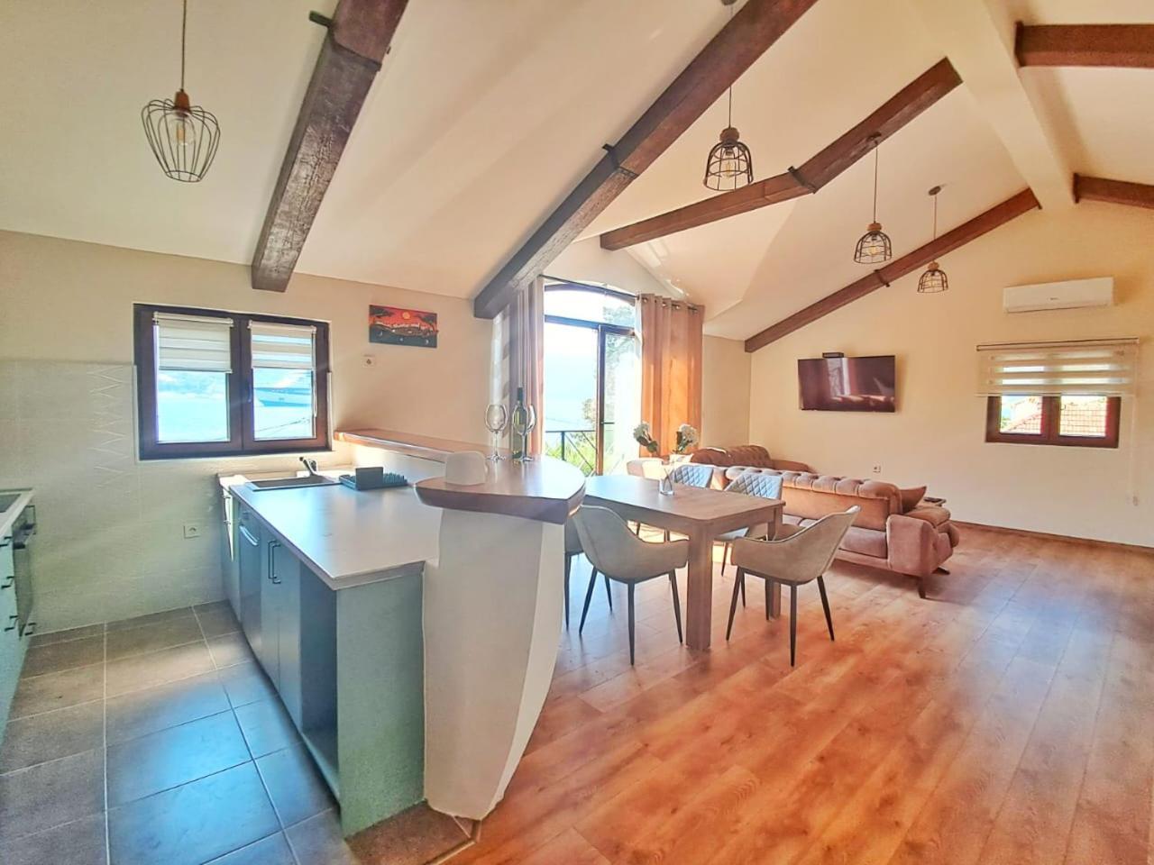 Appartement Regina Di Dobrota à Kotor Extérieur photo